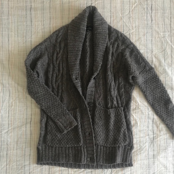 American Eagle Outfitters Sweaters - American Eagle oversized cardigan